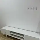 طاولة تلفزيون