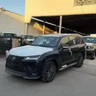 لكزس 2025 بنزين LX600 فل كامل سبورت سعودي جديد اللون اسود