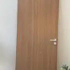 باب خشبي للبيع