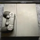 سوني فور للبيع ب 300