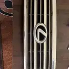 صدام جيب لكزس