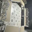 كراسي خشبيه بحاله جيده جدا