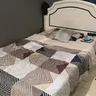 سرير ودولاب