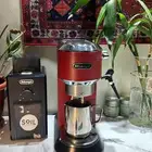 آله قهوه ديولنجي مع مطحنه ديلونجي