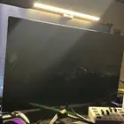 سلام عليكم عندي شاشه 100 فريم للبيع 22 بوصه
