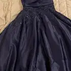 فستان سهرة لبسة وحدة