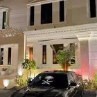 تشارجر 2022 R T v8