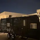 للاستثمار كرفان داخليه جميله مع طاقه شمسيه