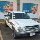 هايلوكس للبيع 2003