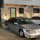 للبيع هوندا اكورد موديل 2002فل كامل