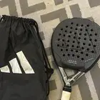 مضرب بادل احترافي للبيع ( ADIDAS )