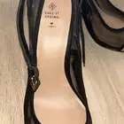 للبيع كعب نسائي من ماركة Call it Spring   استعمال بسيط