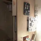 مكتب دراسي واسع ونظيف