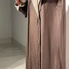 عبايات بتصميم خاص وجديد باقمشه ايطاليه خفيفه وعملية