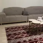 كنب وطاولات وفرشة