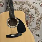قيتار للبيع