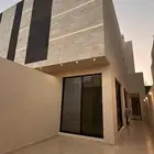 للبيع دور ارضي حي عكاظ العجلان