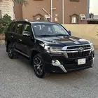 لاندكروزر مديل 2021 تورنق 8 سرندل