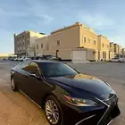 لكزس ES2022