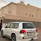 لاند كروزر بريمي 2014