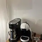 الة قهوه شبه جديده ونظيفه استخدام قليلل جدا