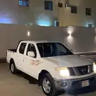 نيسان نافارا 2010