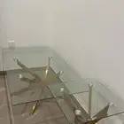 طاوله ضيافه مع 4طاولات خدمه
