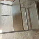 طاوله للبيع   مابعتها الا للحاجة والله   جديده