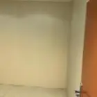 للايجار 6غرف عمال بخدماتها مجدده