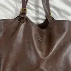 شنطة جامعية عملية و أنيقه