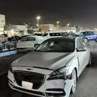للبيع جينسس 2015 رويال 5.0 تحتاج مكينه ومصدومه
