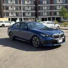 BMW 520i 2024 ( M )