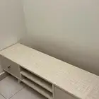 طاوله شاشه.