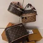 شنط طقم لويس فيتون شامل الملحقات