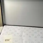 شماغ من براند مونت بلانك