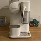 اله قهوة كبسولات من شركه نسبريسو