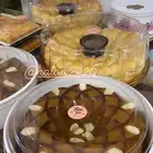 كيكة التمر بالتوفي والمكسرات من سوبت فلاور