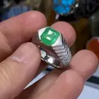 خاتم زمرد كولمبي لون نادر صياغة يدوية فضه مطلية روديوم