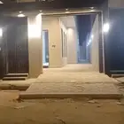 للبيع فله معها شقتين