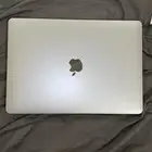 للبيع جهاز ابل ماك برو شريحة M1 Apple macbook