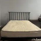 للبيع المستعجل سريرين مع مرتبتين