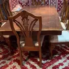 طاولة طعام