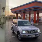 لاند كروزر جي اكس ار