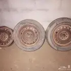 جنط اليارس مقاس 14 نظيفه وسليمه من رجه طبعا حق بلد