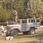 رش رمل وبويه لا جميع انواع المعدات الثقيله ولا الحديد الجديد