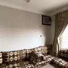 كنب مجلس ارضي نظيف