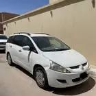 ميتسوبيشي جرانديز