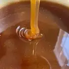 عسل سدر بلدي مع نسبه خفيفه من الاشبهان شرط طبيعي