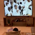 طاولة تلفزيون