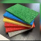 ارضيات مطاطيه اسطبلات خيل رول بلاط مطاط ملاعب تنس وطائره